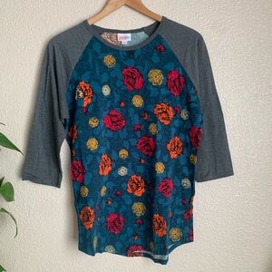 Lularoe Randy - M - 3/4 Length Baseball style Tee